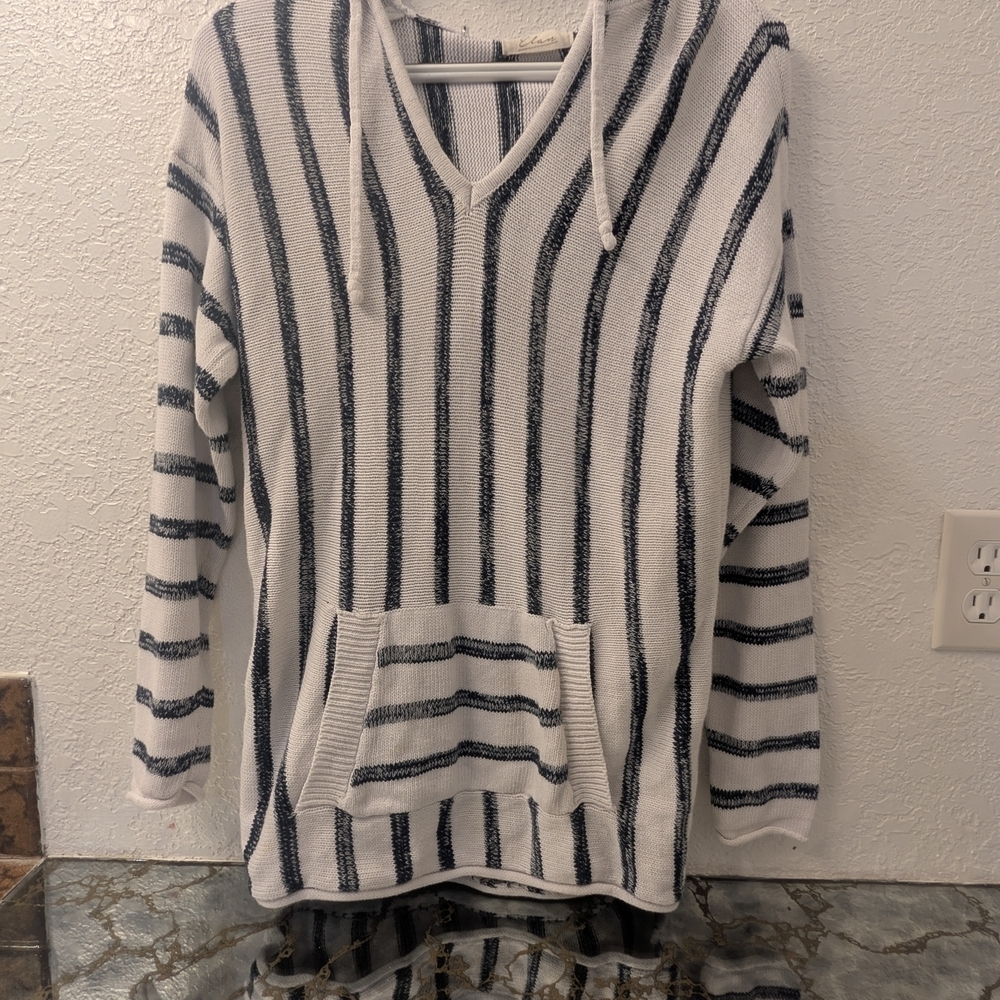 Elan Navy and White Nautical Knit Sweater